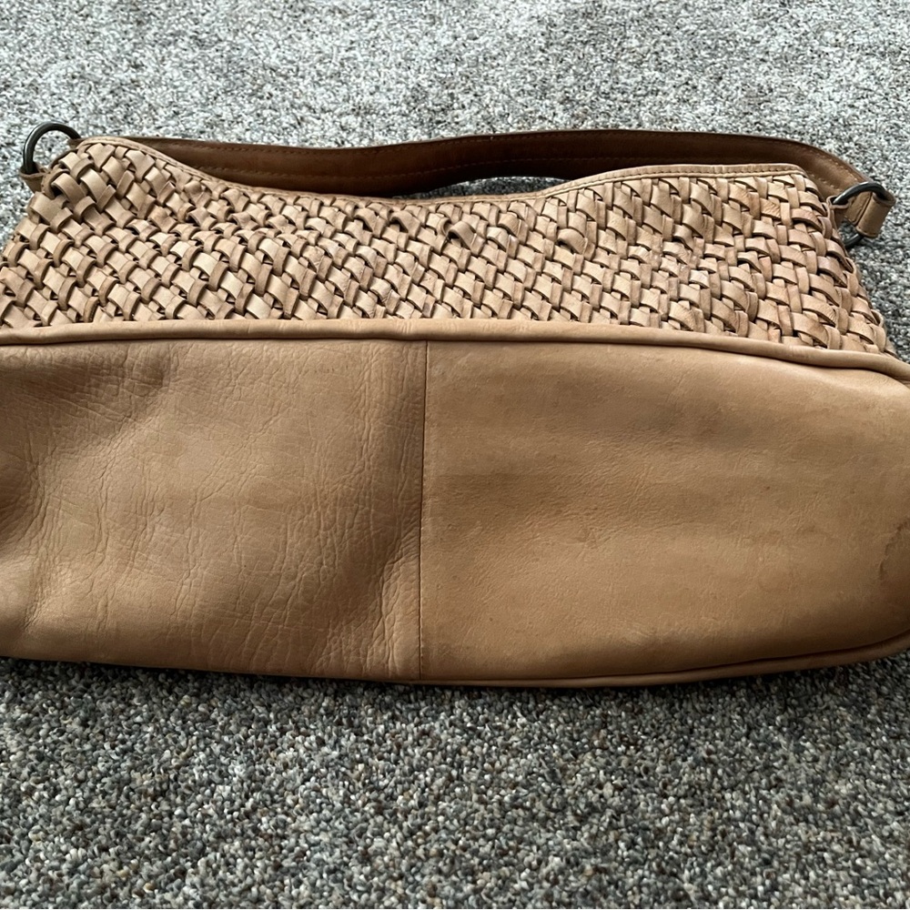Tan woven leather handbag - Picture 3 of 10